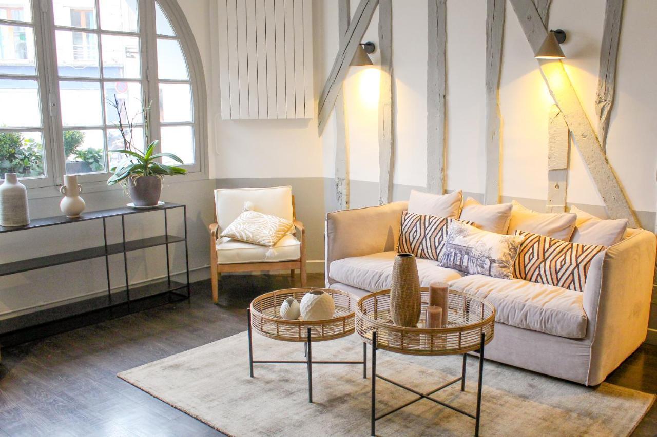 Logis Hotel & Restaurant Du Sauvage La Ferté-Gaucher 外观 照片