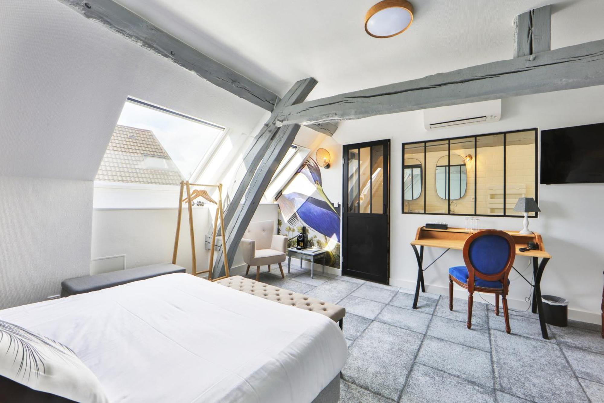 Logis Hotel & Restaurant Du Sauvage La Ferté-Gaucher 客房 照片